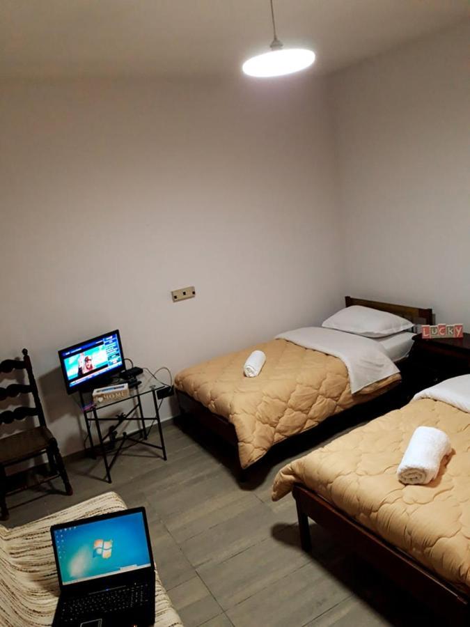 Teresa Rooms Тирана Екстер'єр фото